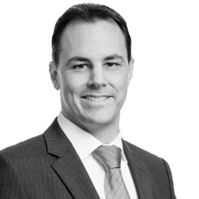 Profil schwarzweis Fotografie von M-b-schroeder